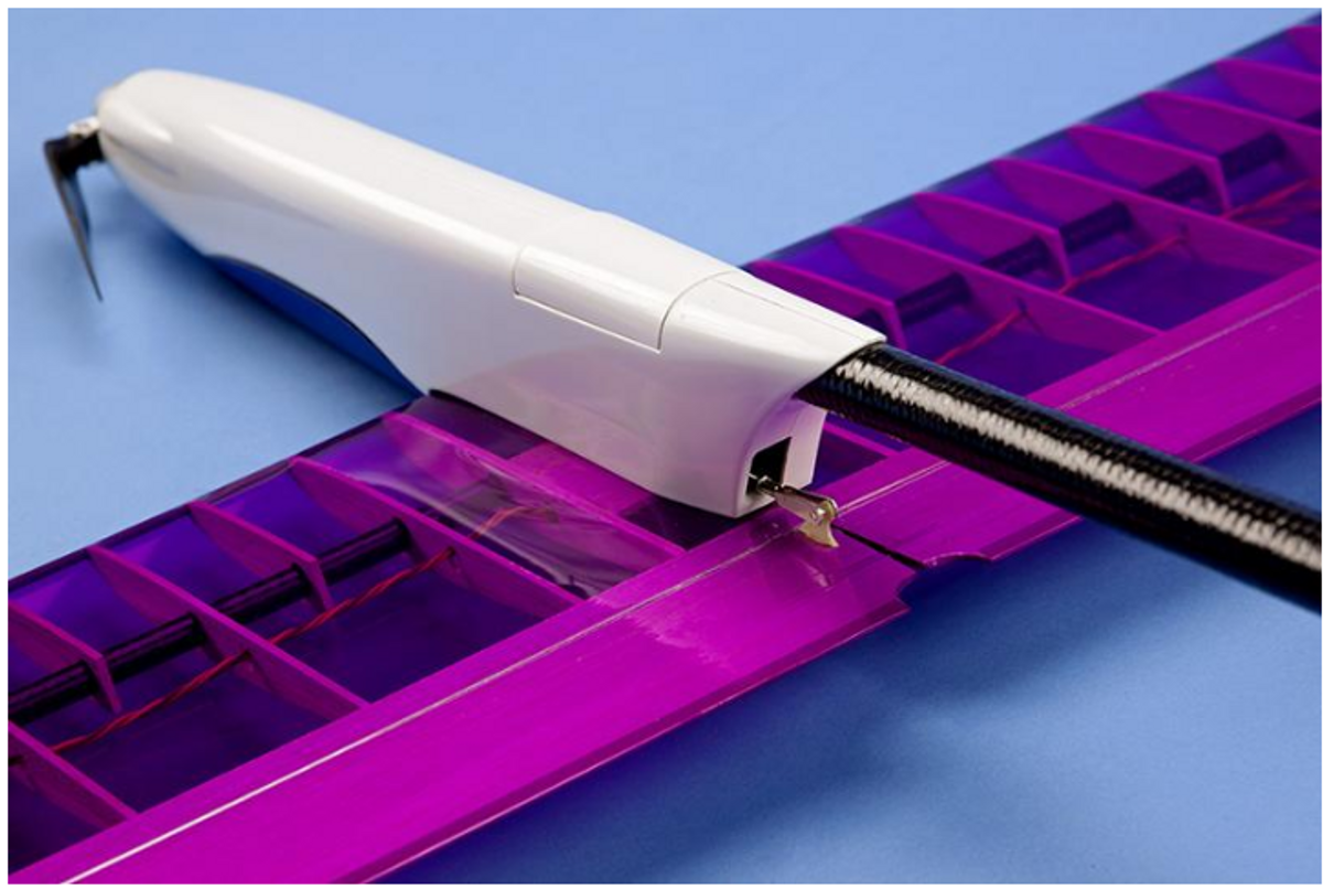 Topmodel Pegasus V 2M ARF Transp Red